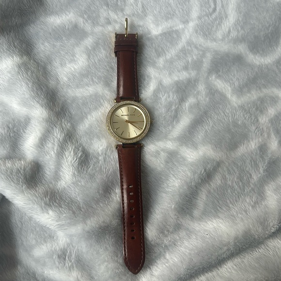 Women’s Michael Kors Leather Wristband Watch MK-2363 - Picture 5 of 13